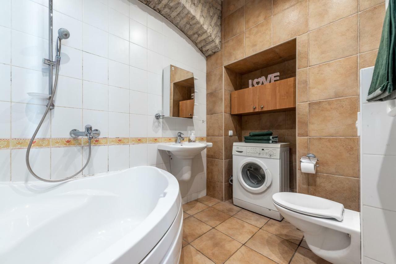 Angel House Vilnius, Dysnosアパートメント エクステリア 写真